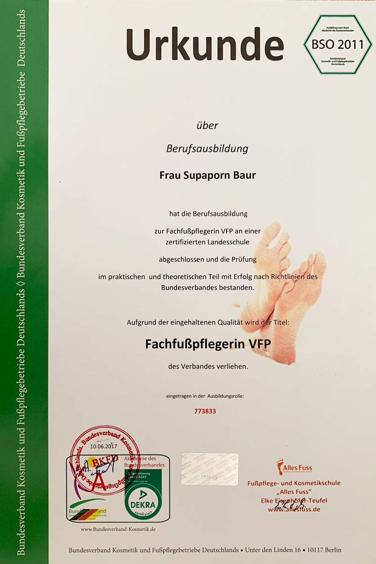 Zertifikat Fußpflege - SU Thaimassagen & Fußpflege in Deißlingen-Lauffen